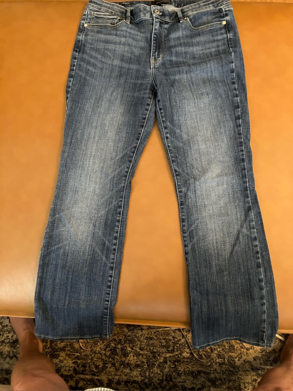 White House Black Market Medium Blue Straight-Leg Women's Jeans - Picture 6 of 9